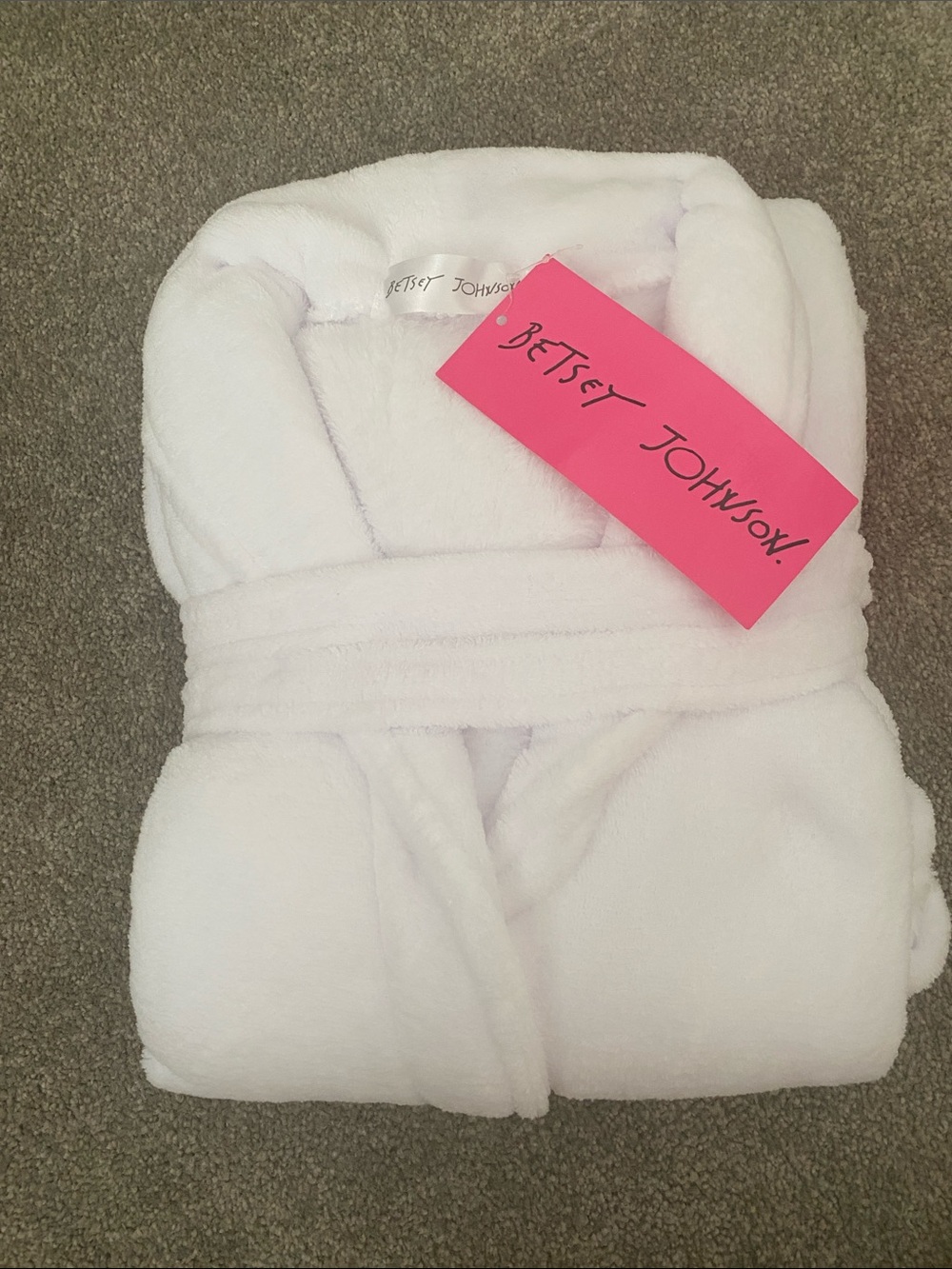 Betsey Johnson White Plush Bath Robe